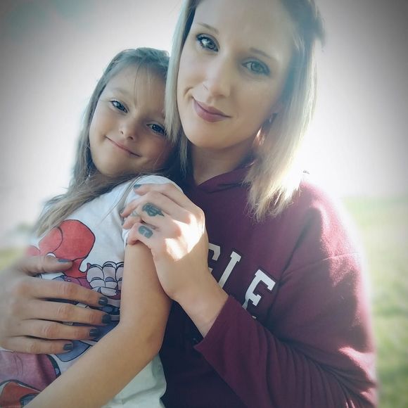 Meet your Posher, Tara - Picture 1 of 1